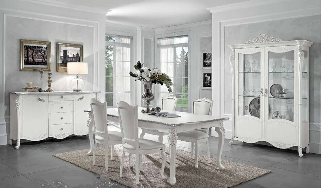 sala da pranzo viola